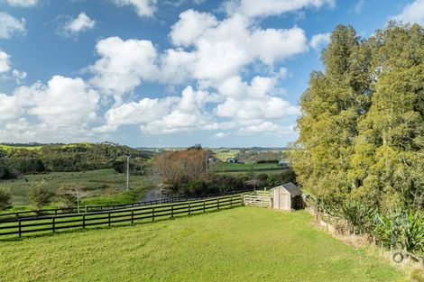 Photo of property in 93 Alf Access Road, Helensville, 0875