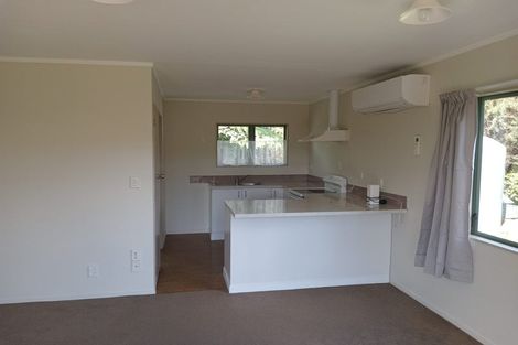 Photo of property in 112 Arrowsmith Road, Waitakere, Henderson, 0782