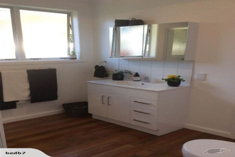 Photo of property in 42 Ayton Street, Mangapapa, Gisborne, 4010