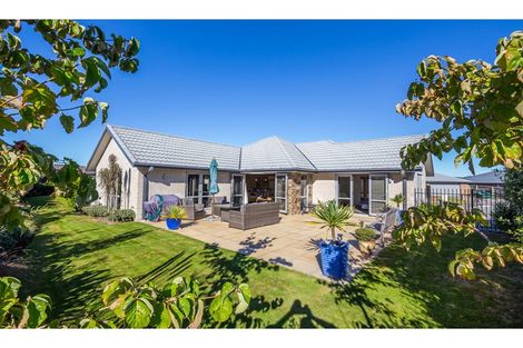 Photo of property in 20 Dunaverty Place, Broomfield, Christchurch, 8042