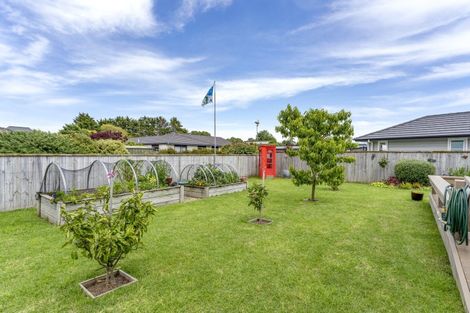 Photo of property in 35 Waipunahau Road, Waikanae, 5036