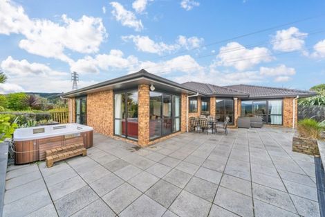 Photo of property in 55 Percy Kinsman Crescent, Riverstone Terraces, Upper Hutt, 5018