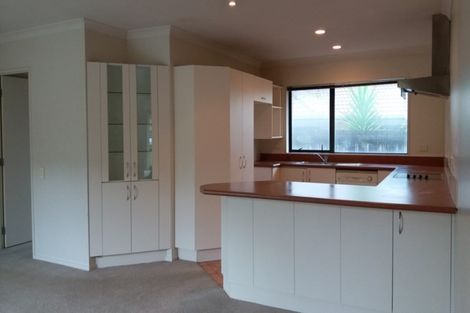 Photo of property in 4 Snave Place, East Tamaki, Auckland, 2013