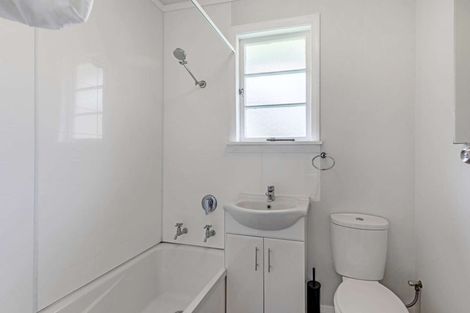 Photo of property in 9 Hewitts Road, Linton, Palmerston North, 4472