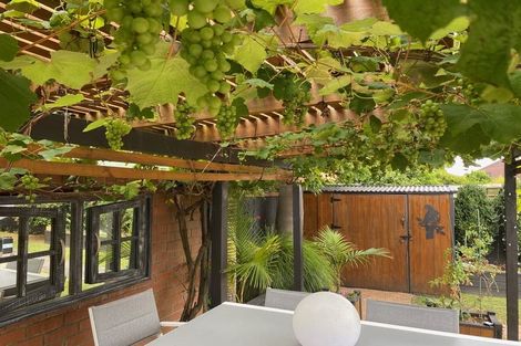 Photo of property in 8 Kindergarten Drive, Conifer Grove, Takanini, 2112