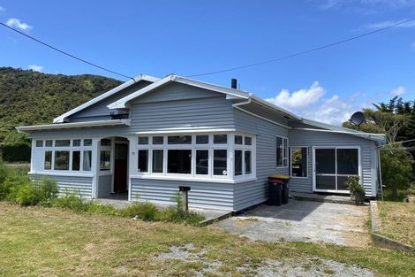 Photo of property in 9 Newcastle Street, Cobden, Greymouth, 7802