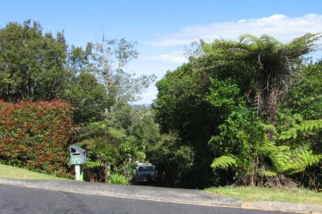 Photo of property in 77 Woodlands Crescent, Browns Bay, Auckland, 0630