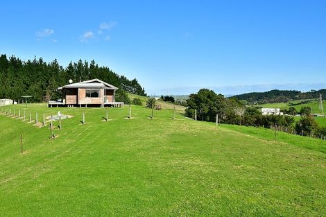 Photo of property in 3020 Kaipara Coast Highway, Glorit, Warkworth, 0984