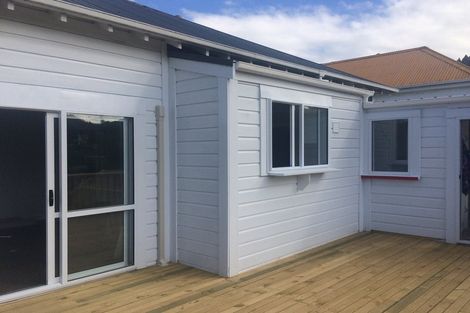 Photo of property in 72 Kaikorai Valley Road, Kaikorai, Dunedin, 9010