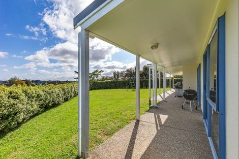 Photo of property in 2 Wallace Loop Road, Koputaroa, Levin, 5571