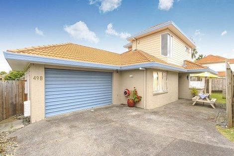 Photo of property in 2/49 Fortunes Road, Half Moon Bay, Auckland, 2012