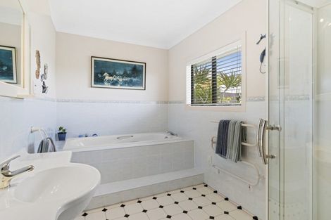 Photo of property in 28b Western Road, Bellevue, Tauranga, 3110