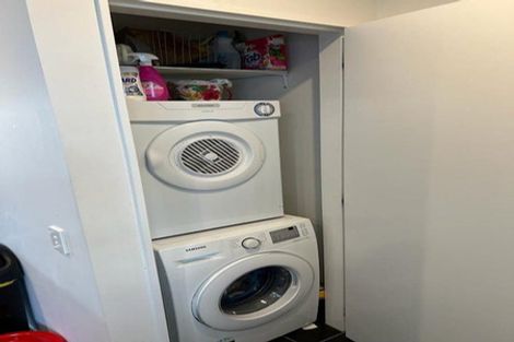 Photo of property in 9/24 Princess Terrace, Newtown, Wellington, 6021