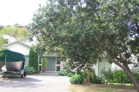 Photo of property in 9 Crestview Place, Browns Bay, Auckland, 0630