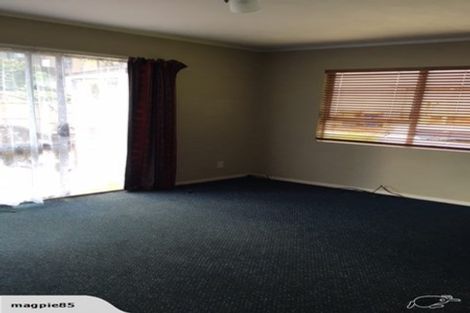 Photo of property in 10 Dakota Avenue, Beach Haven, Auckland, 0626