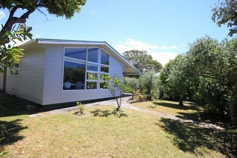 Photo of property in 1 Pitkethley Circle, Pauanui, Hikuai, 3579