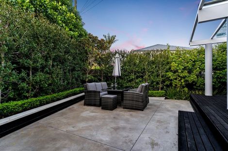 Photo of property in 1/13-15a Campbell Road, Takapuna, Auckland, 0622