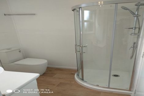 Photo of property in 88 Newlands Road, Newlands, Wellington, 6037