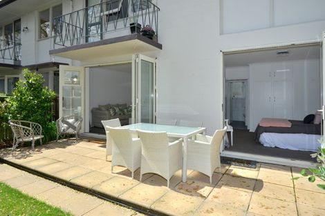 Photo of property in 2/78 Holly Road, St Albans, Christchurch, 8014