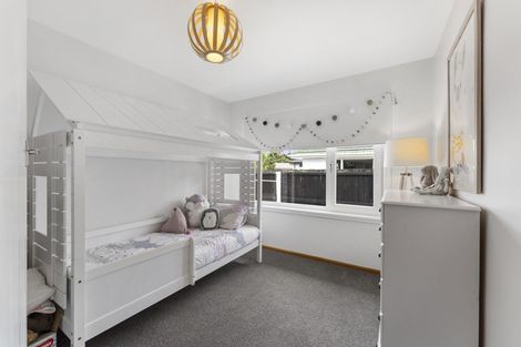 Photo of property in 77 Bridge Street, New Brighton, Christchurch, 8062