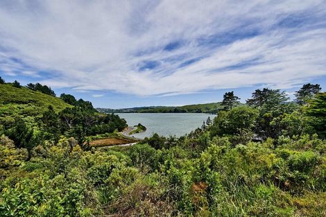 Photo of property in 44 Molyneux Close, Whitby, Porirua, 5024