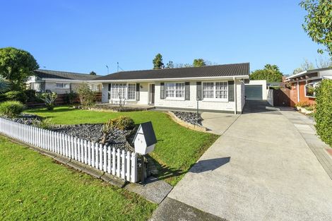 Photo of property in 22 Sunnypark Avenue, Rosehill, Papakura, 2113