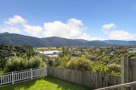 Photo of property in 22 Duncraig Street, Silverstream, Upper Hutt, 5019