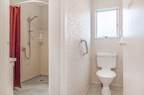 Photo of property in 2a Ranui Street, Ngatea, 3503