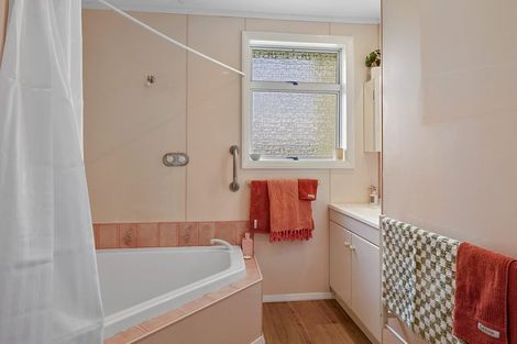 Photo of property in 20 Ridd Street, Lynmouth, New Plymouth, 4310