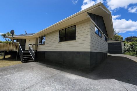 Photo of property in 44 Onedin Place, Titirangi, Auckland, 0604