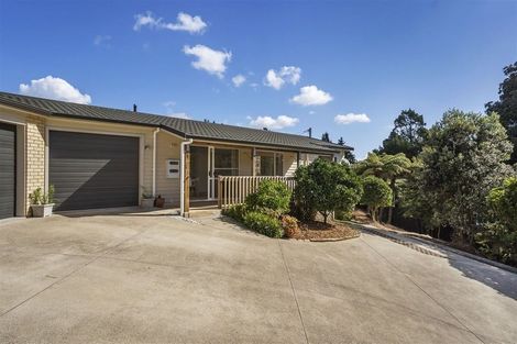 Photo of property in 67 Beach Haven Road, Beach Haven, Auckland, 0626