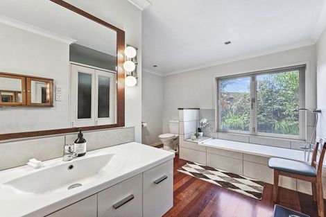 Photo of property in 11a La Trobe Place, Utuhina, Rotorua, 3015