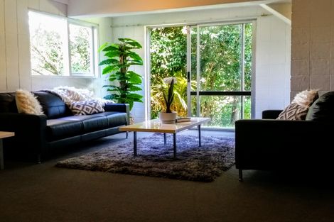 Photo of property in 2/36 Greendale Spur, Glenfield, Auckland, 0629