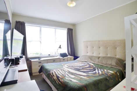 Photo of property in 4173 Great North Road, Glen Eden, Auckland, 0602