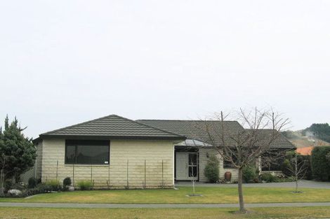 Photo of property in 25 Kensington Drive, Taradale, Napier, 4112