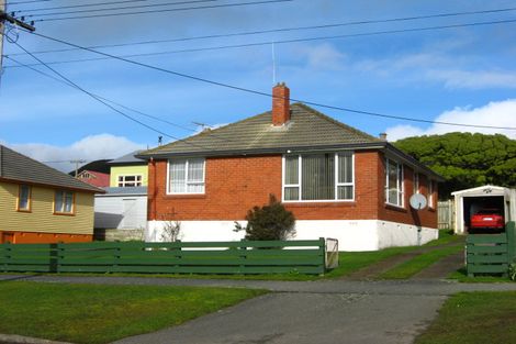 Photo of property in 90 Barrow Street, Bluff, 9814