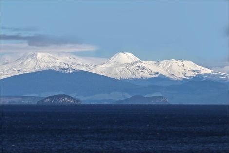 Photo of property in 7 Ngamotu Road, Taupo, 3330