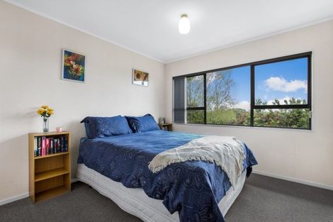 Photo of property in 9 Rhonda Place, Opaheke, Papakura, 2113