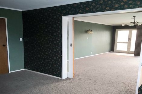 Photo of property in 96a Waiwhetu Road, Waterloo, Lower Hutt, 5011