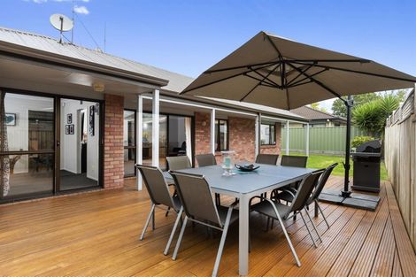 Photo of property in 5 Esmeralda Street, Welcome Bay, Tauranga, 3112