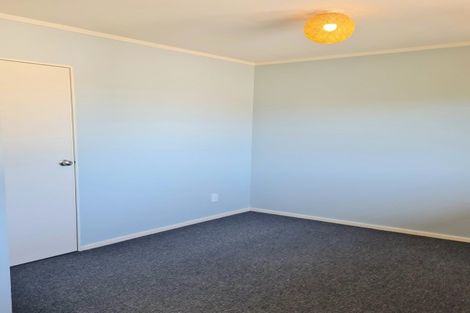 Photo of property in 24 Morere Street, Titahi Bay, Porirua, 5022