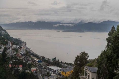 Photo of property in 2/194 Barnard Street, Wadestown, Wellington, 6012