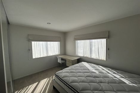 Photo of property in 33 Titoki Street, Te Atatu Peninsula, Auckland, 0610