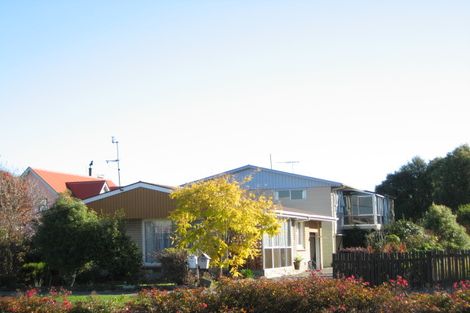 Photo of property in 801b Main North Road, Belfast, Christchurch, 8051