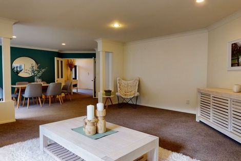 Photo of property in 23 Amesbury Drive, Churton Park, Wellington, 6037