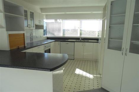 Photo of property in 60a Redwing Street, Browns Bay, Auckland, 0630