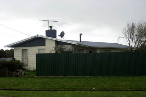 Photo of property in 92 Kent Street, Carterton, 5713