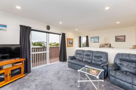 Photo of property in 409 Estuary Road, South New Brighton, Christchurch, 8062
