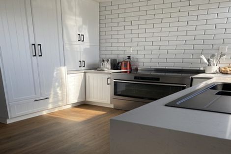 Photo of property in 112 Upper Fitzherbert Road, Wainuiomata, 5373