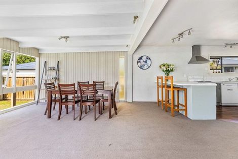 Photo of property in 26 Liverton Crescent, Bishopdale, Christchurch, 8053